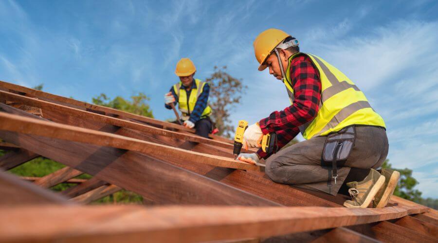 Professional Flat Roofing Installation services in Hulbert, MI